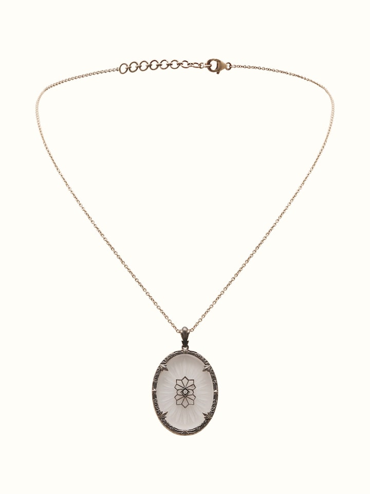 Front view of Lapidary 14 Karat Gold Pendant & Chain showcasing the elegant pendant design and gold chain.