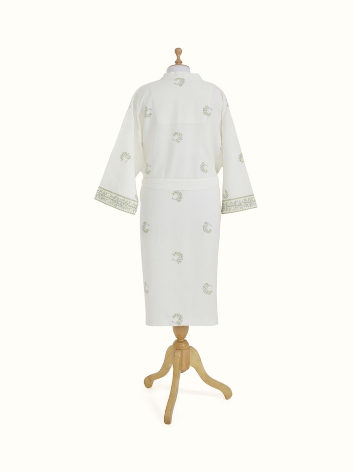 Detailed texture of Ambi Buta yellow floral cotton Sanganeri block printed bathrobe