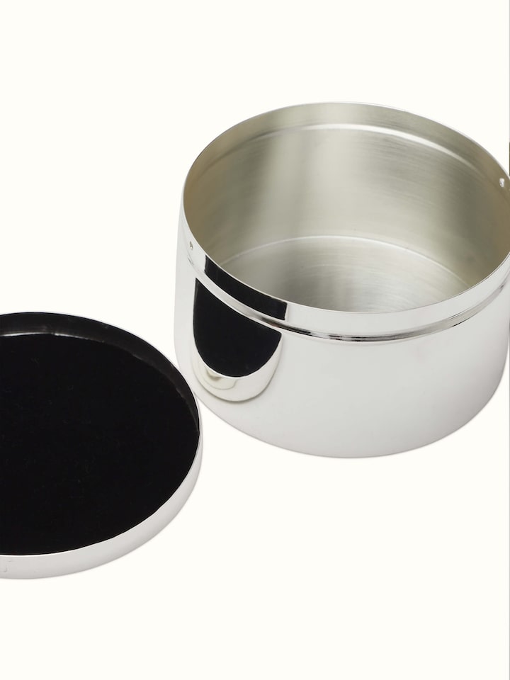 Artistic view of Silver-plated paisley round box, showcasing the elegant design and reflective finish.