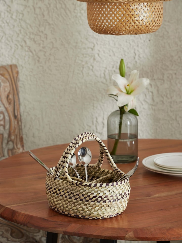 Side view of Kanshi basketry natural fibre cutlery holder showcasing the weave pattern and natural materials