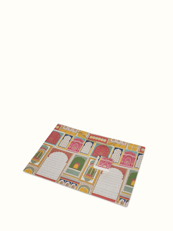 Detailed view of Handmade paper gift bags white (3 pcs) highlighting their texture.