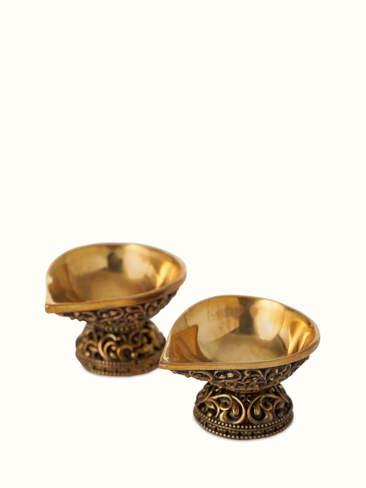 Front view of Polished brass diya small highlighting its smooth finish and traditional design