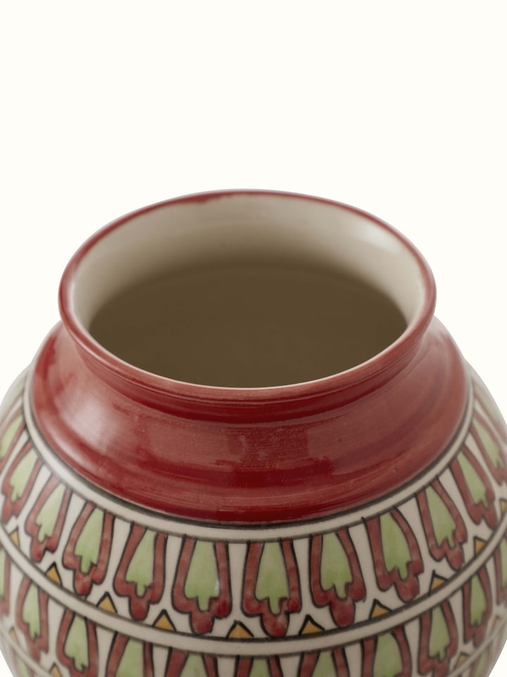 Close-up of Khurja pottery ceramic table vase highlighting the unique pattern and finish.