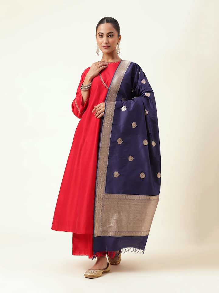 Alternate front view showcasing full-length blue silk dupatta with Banarasi weave