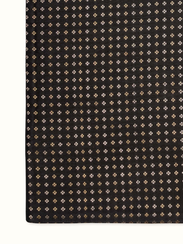 Alternate view of Adil Black Table Mats, emphasizing traditional Indian elegance.