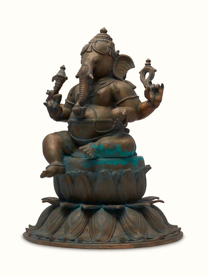 Side view of the Prathameshwara bronze casting Gajanana idol, showcasing the artistic detailing and finish.