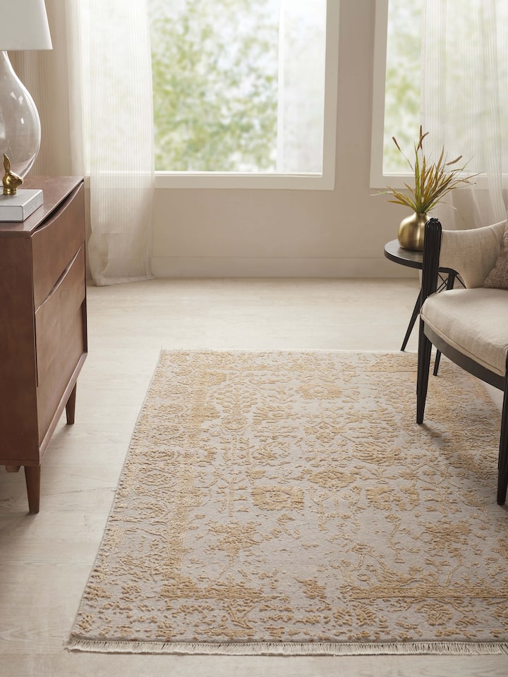Distressed Transitional Grey Gold Agra Wool & Viscose Hand-Knotted Rug