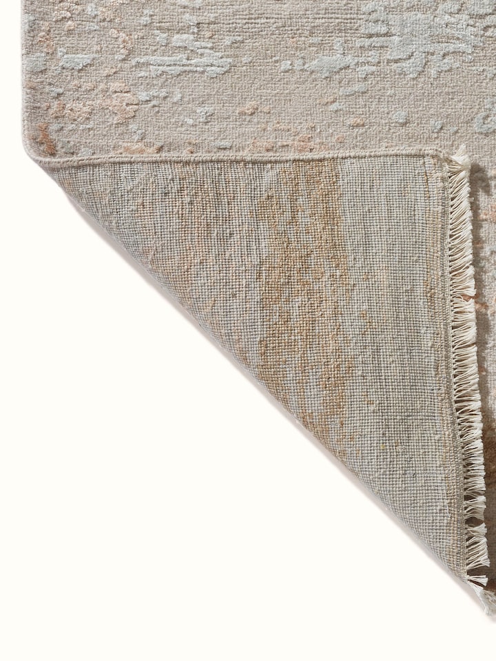 Back view of Agra hand-knotted carpet showing tight weave and high-quality finishing