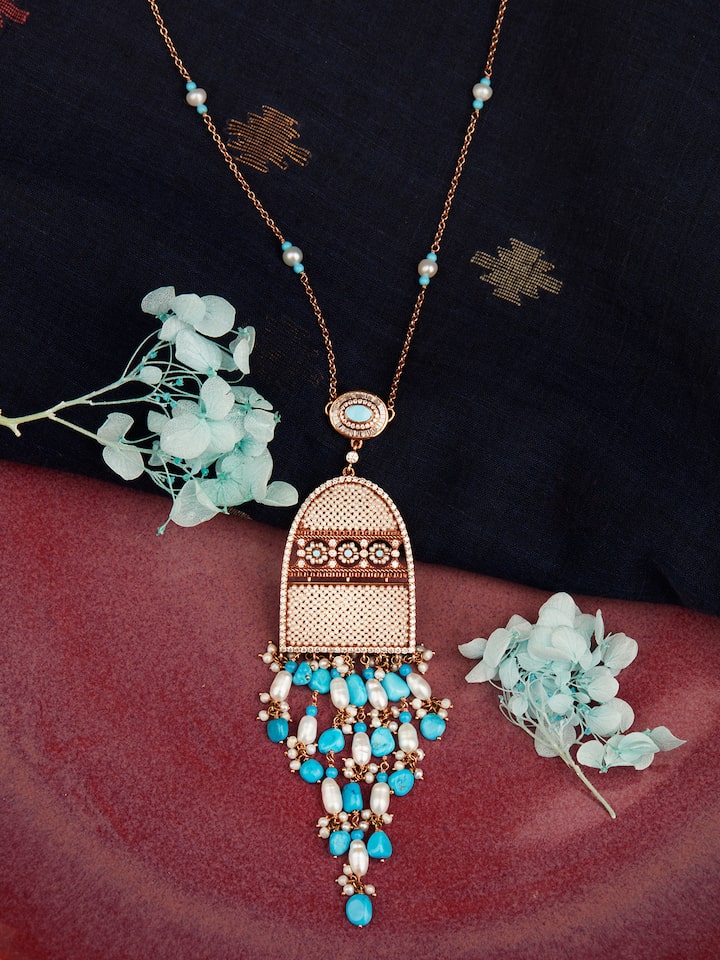 Pearl Pirohi 18 Karat Gold Pendant & Chain