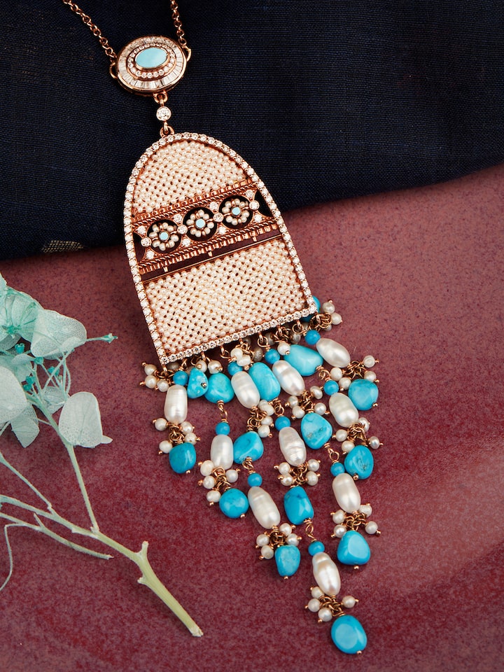 Pearl Pirohi 18 Karat Gold Pendant & Chain