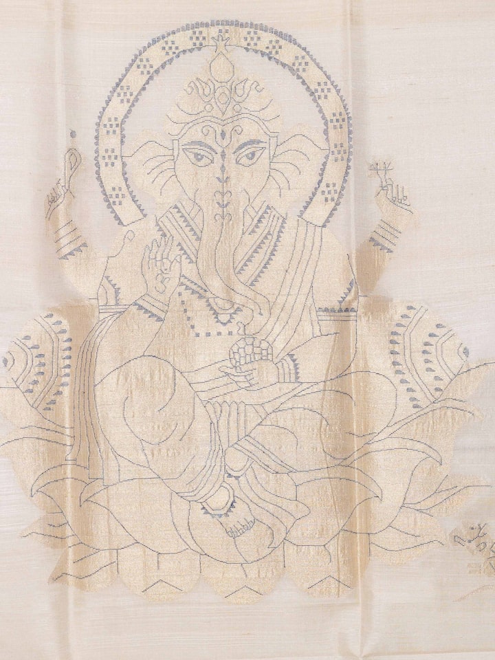 Front detail view of the Sri Ganesha Jamdani Wall Hanging