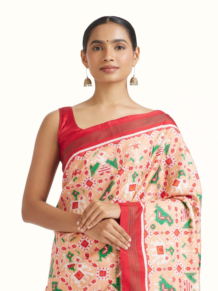 Angled view of the Pink Patan Patola Saree