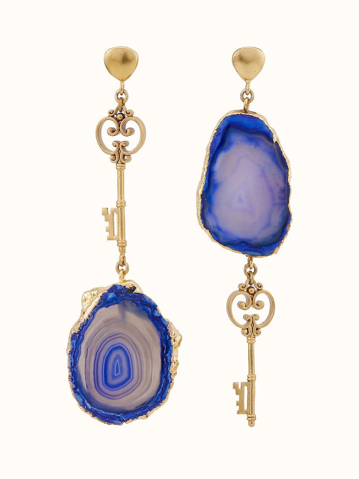 Front view showcasing the natural agate stones in drop earring style