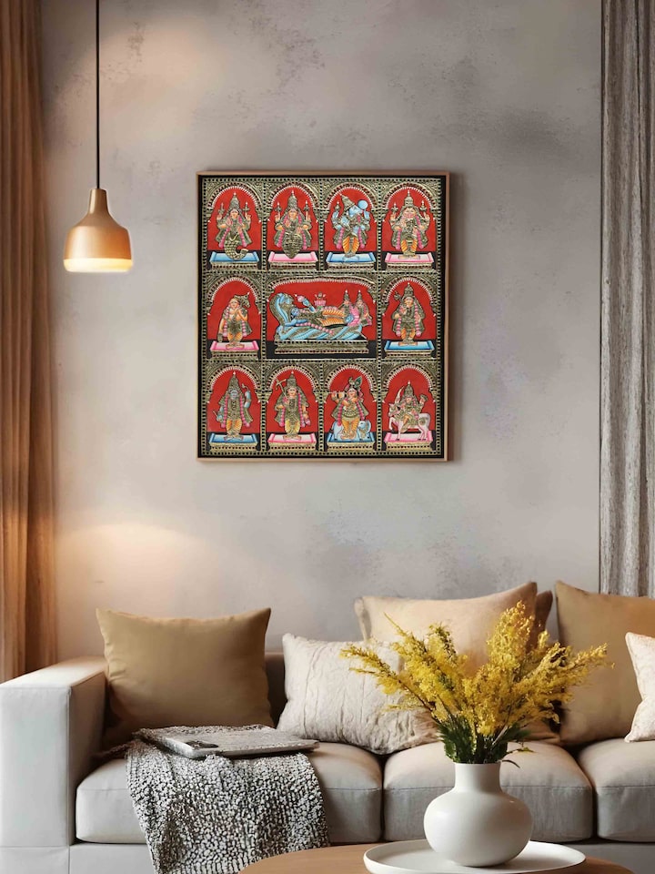 Left-side view of the Dasavatharam Thanjavur Painting
