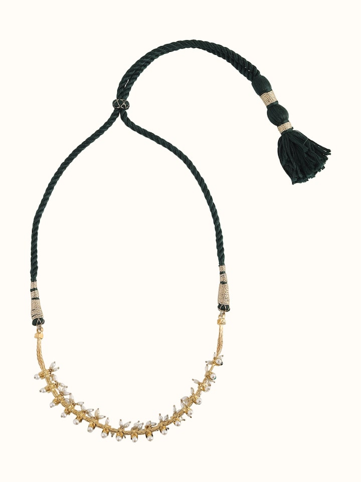 Back view of Guttapusalu Silver Choker showing the back and clasp detail