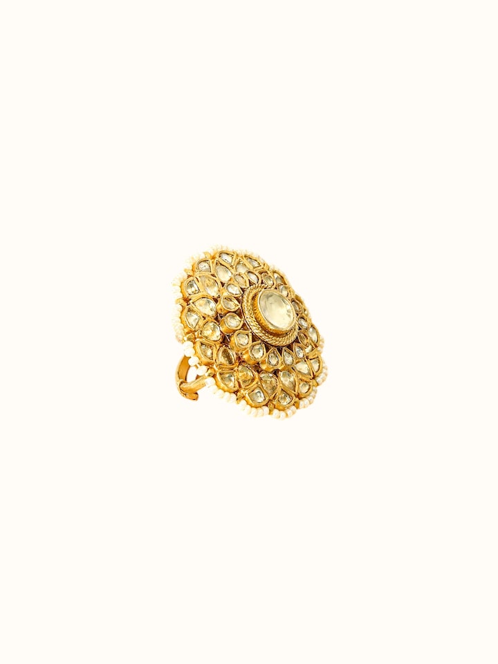 Close-up of the Jadau Silver Ring craftsmanship
