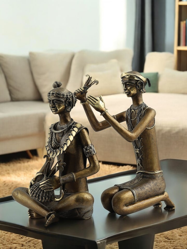 Side view of the Dhokra Bastar Couple Brass Sculpture