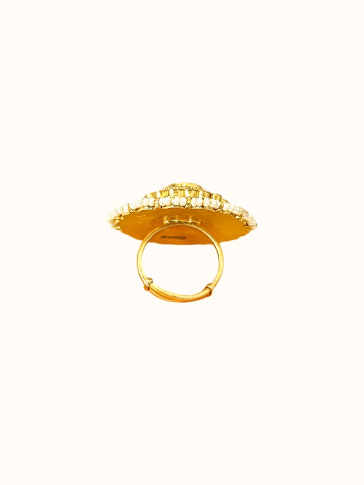 Detailed side view of the Jadau Silver Ring